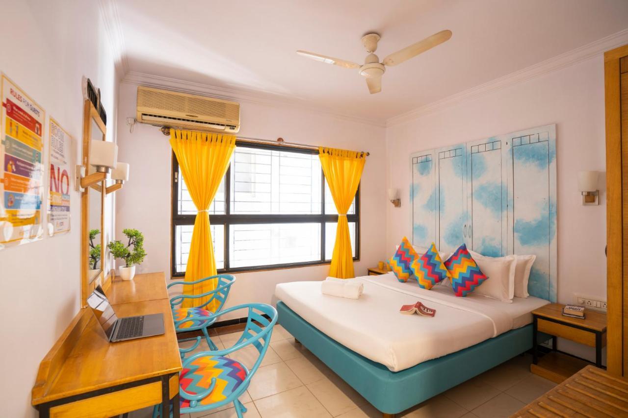 Gostops Bengaluru, Gandhi Nagar Majestic Kültér fotó