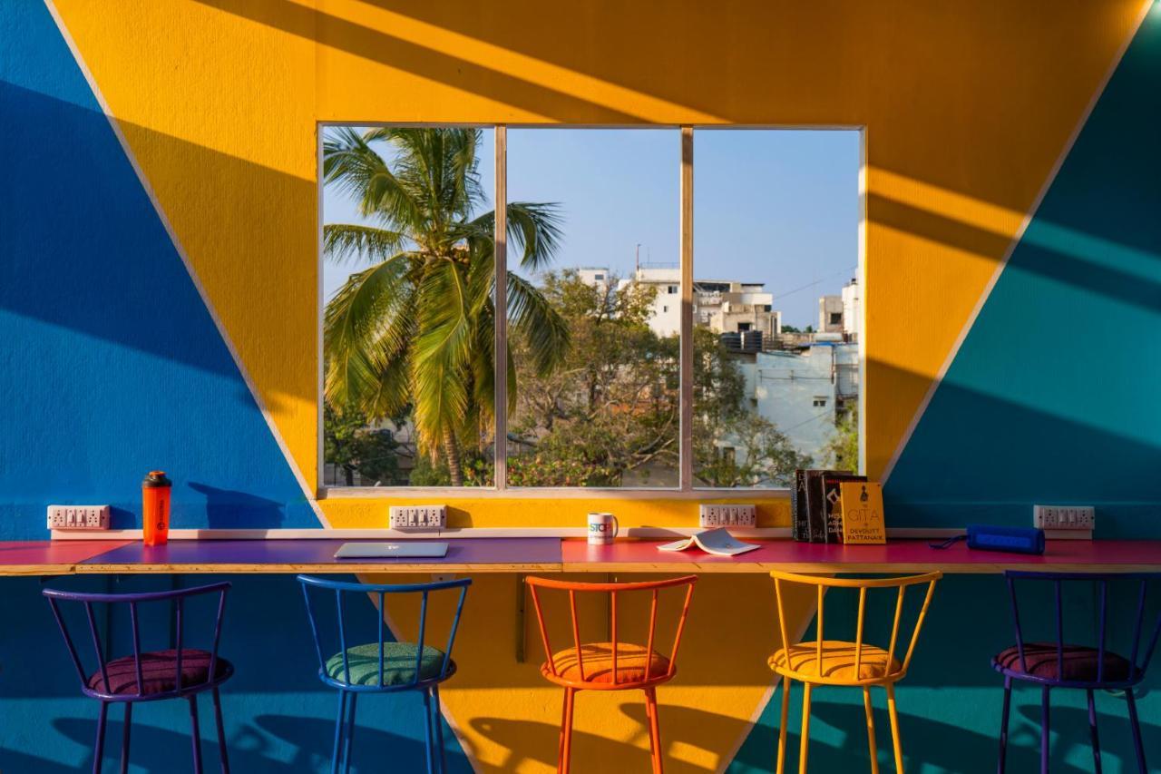 Gostops Bengaluru, Gandhi Nagar Majestic Kültér fotó