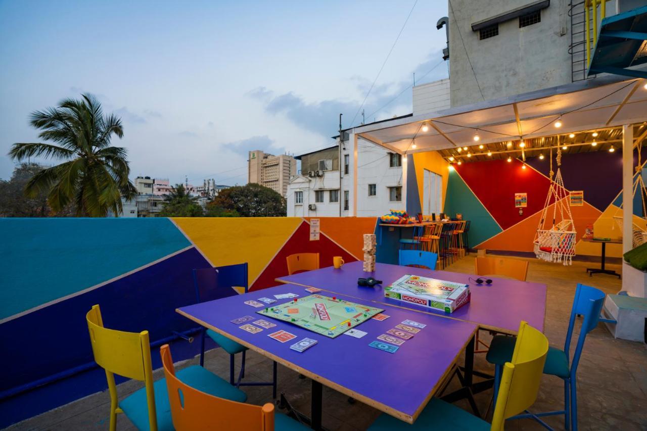 Gostops Bengaluru, Gandhi Nagar Majestic Kültér fotó